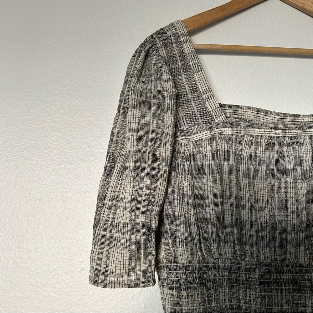 Universal Threads Top - Picture 3 of 3
